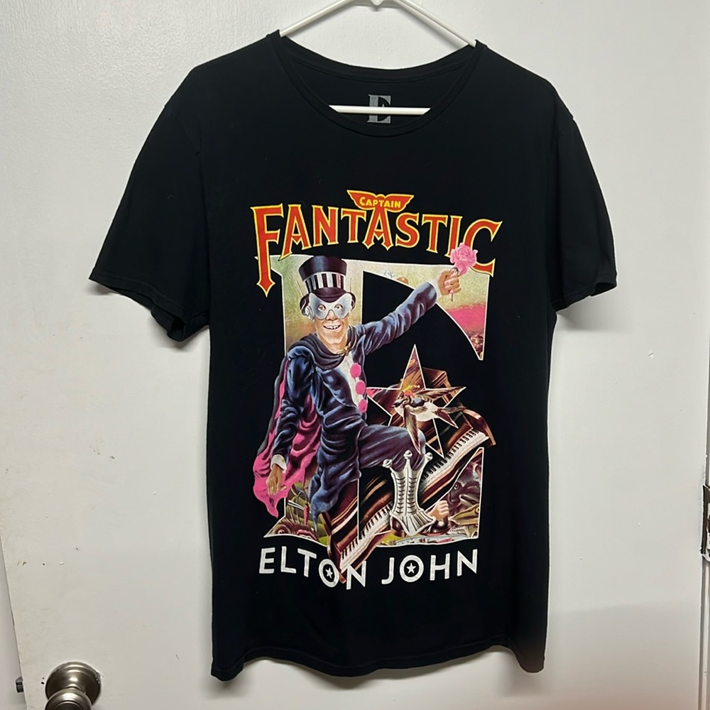 Elton John Captain Fantastic T Shirt Mens L